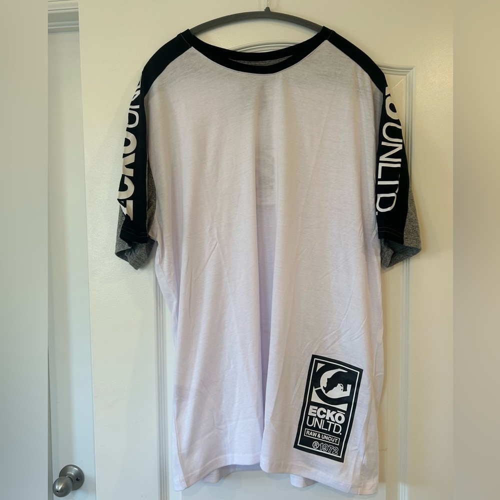 NWT Ecko Unltd Men’s Short Sleeve Shirt